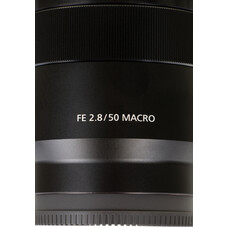 Объектив Sony FE 50 мм F2.8 Macro, Sony E [sel50m28.syx]